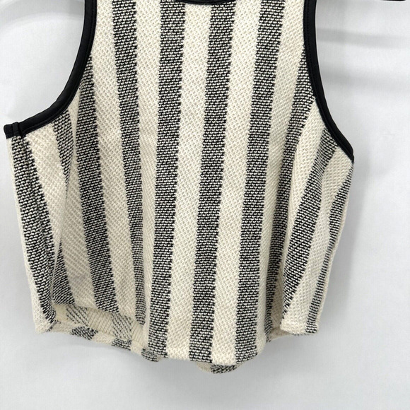 TOBI Tank Top Cropped Knit Black Ivory Striped Size M Keyhole Back Preppy Glam‎ - Picture 6 of 8